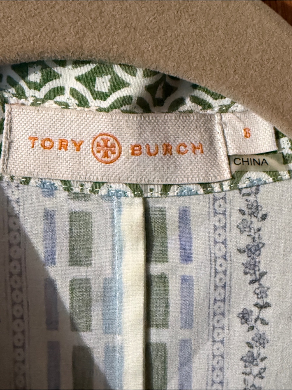 EUC Tory Burch Short-Sleeve Floral Botanical Women’s Shirt - Size 6 - Picture 10 of 12